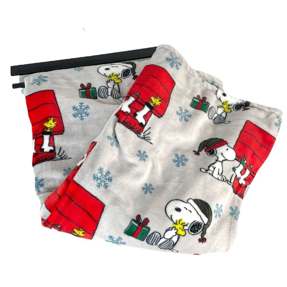 Peanuts Snoopy and Woodstock Christmas Blanket, Gray, 50x70